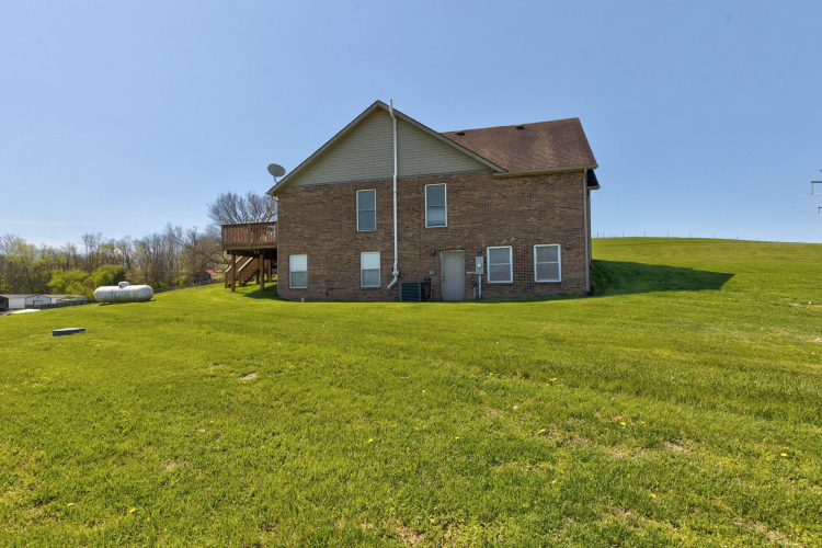 Listing Image 64