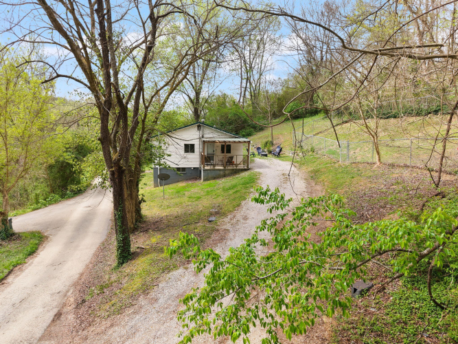 Listing Image 18