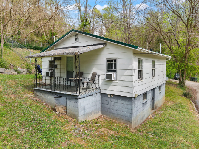 Listing Image 23