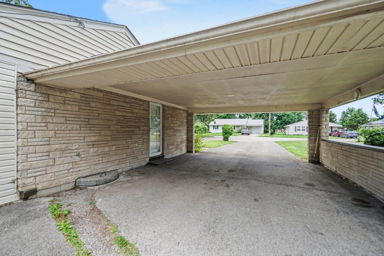 Listing Image 29