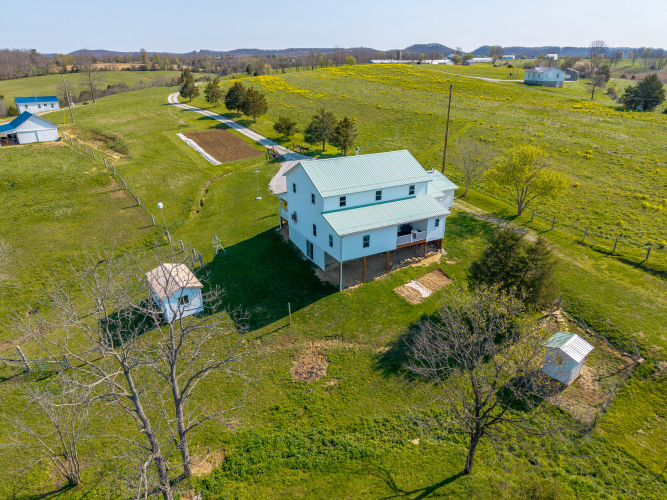 Listing Image 11