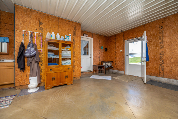Listing Image 57