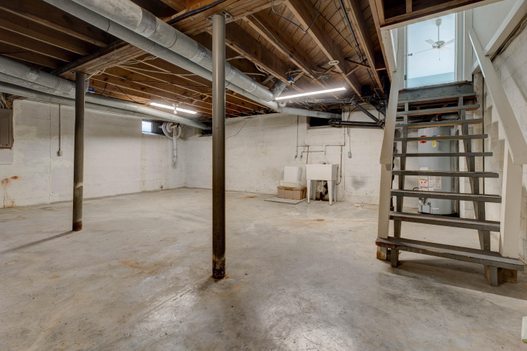 Listing Image 30
