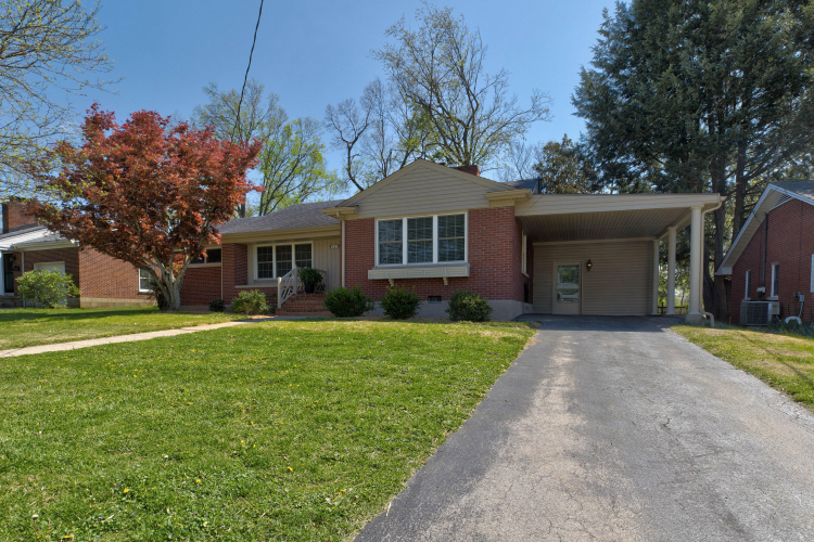 Listing Image 5