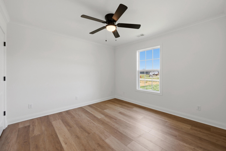 Listing Image 28