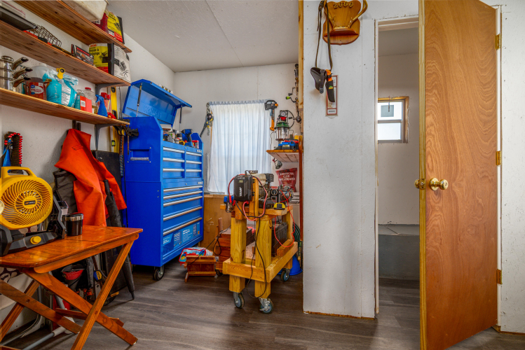 Listing Image 64