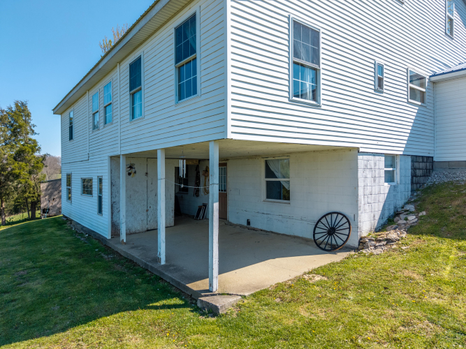 Listing Image 9