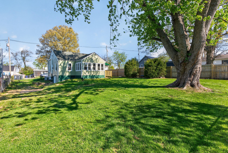 Listing Image 32