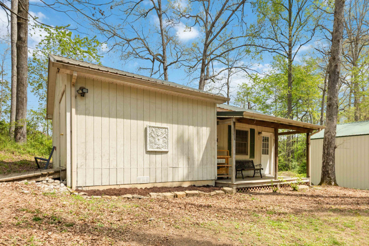 Listing Image 48