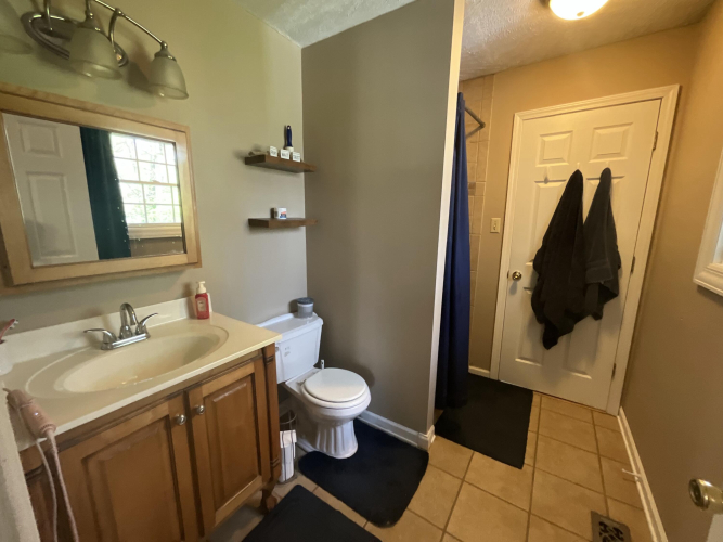 Listing Image 45