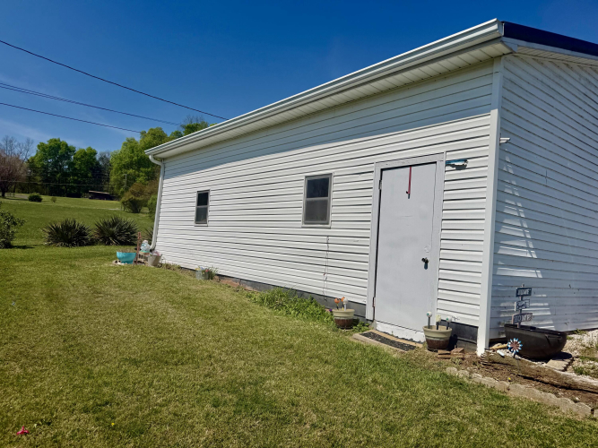 Listing Image 24
