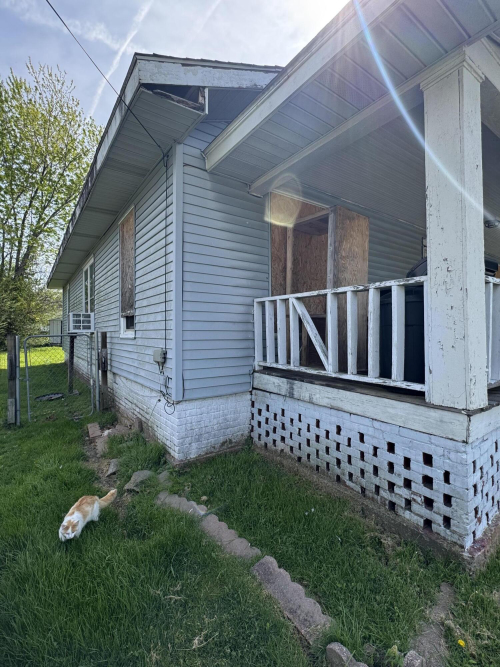 Listing Image 6