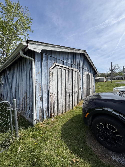 Listing Image 9