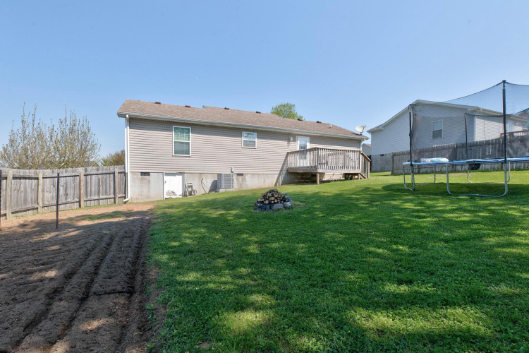 Listing Image 23