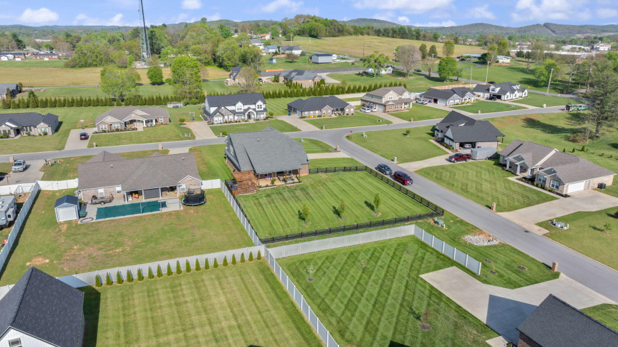 Listing Image 64