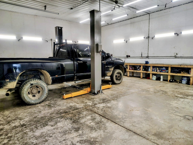 Listing Image 32