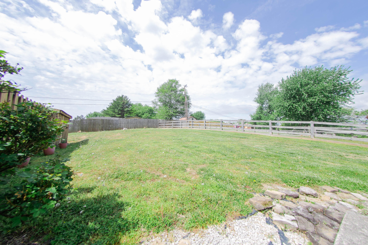 Listing Image 27