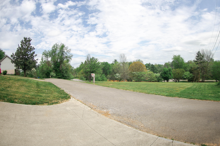 Listing Image 82