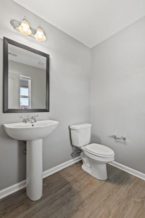 Listing Image 9