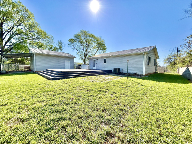 Listing Image 3