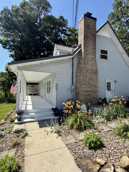 Listing Image 6
