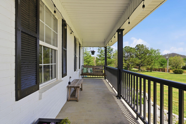 Listing Image 29