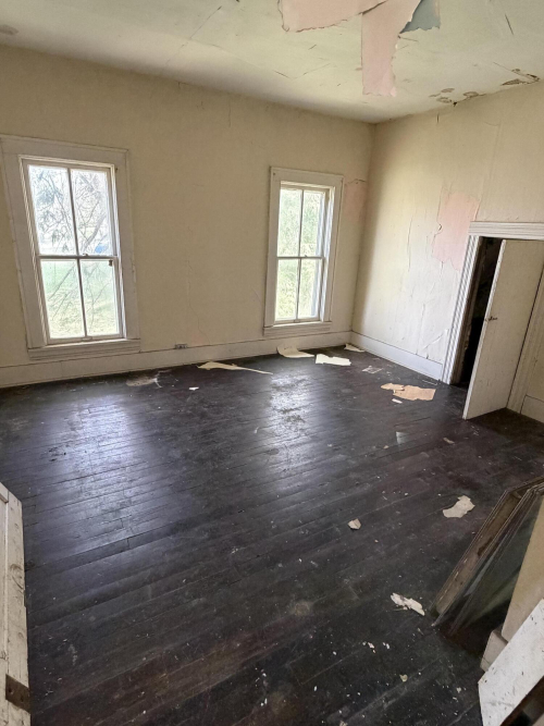 Listing Image 18