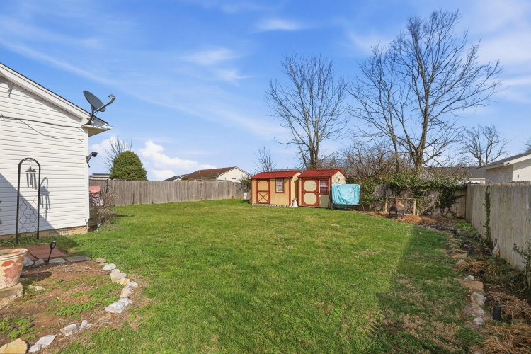 Listing Image 5