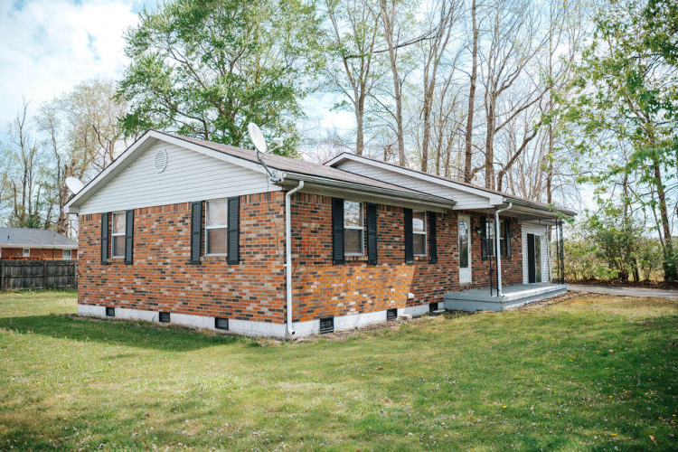 Listing Image 27