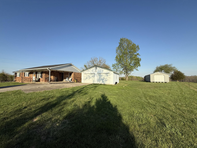 Listing Image 9