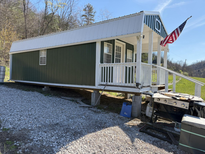 Listing Image 5