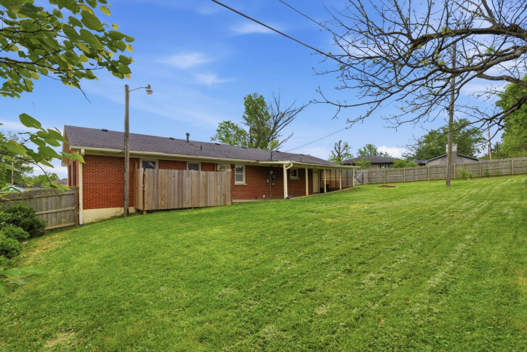 Listing Image 37