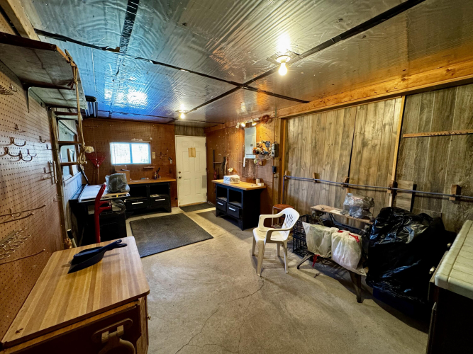 Listing Image 59