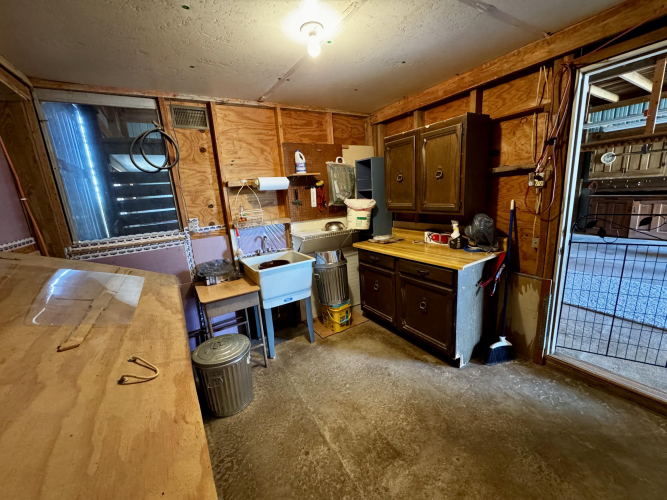Listing Image 63