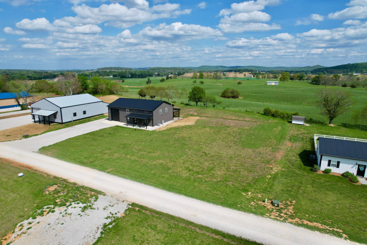 Listing Image 10