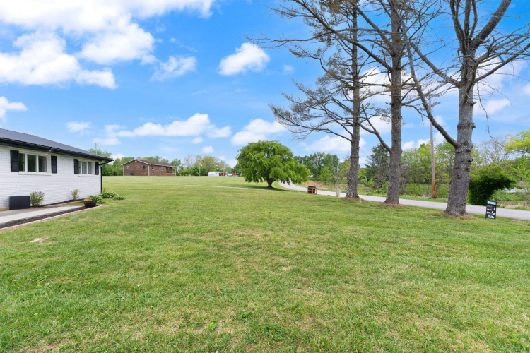 Listing Image 47