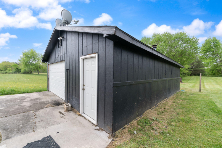 Listing Image 58