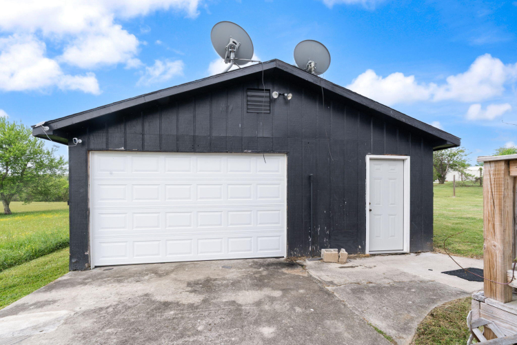 Listing Image 60
