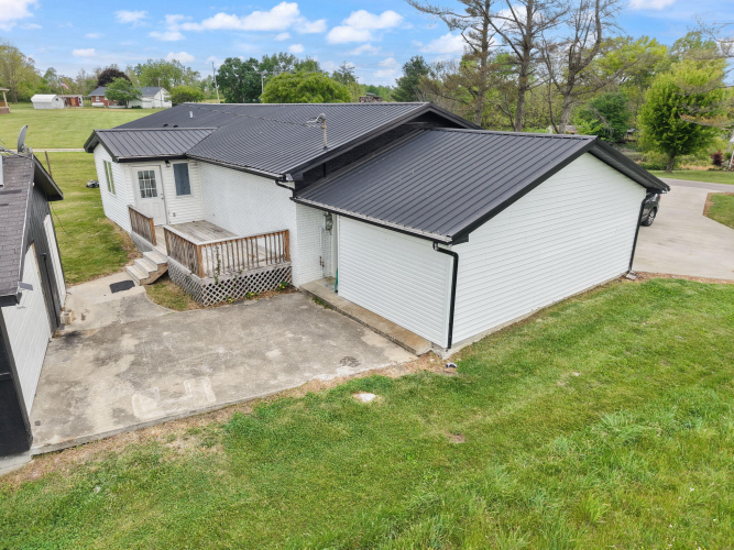 Listing Image 76