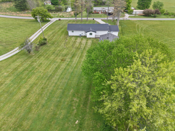 Listing Image 80