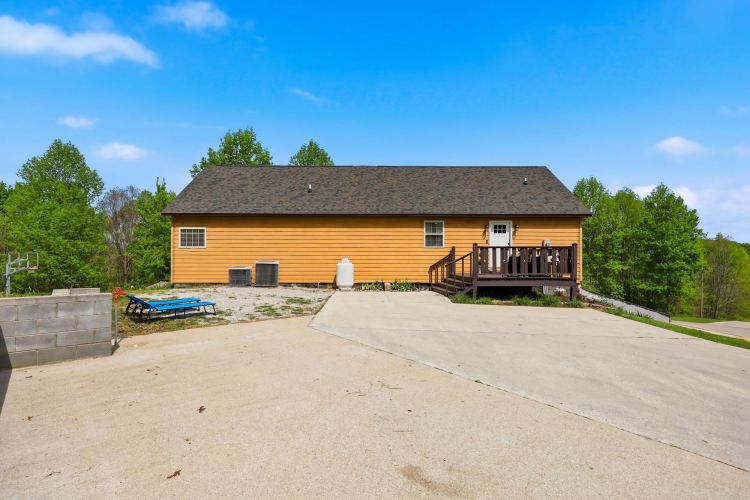 Listing Image 68