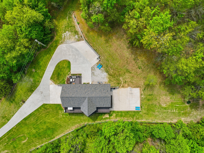 Listing Image 79