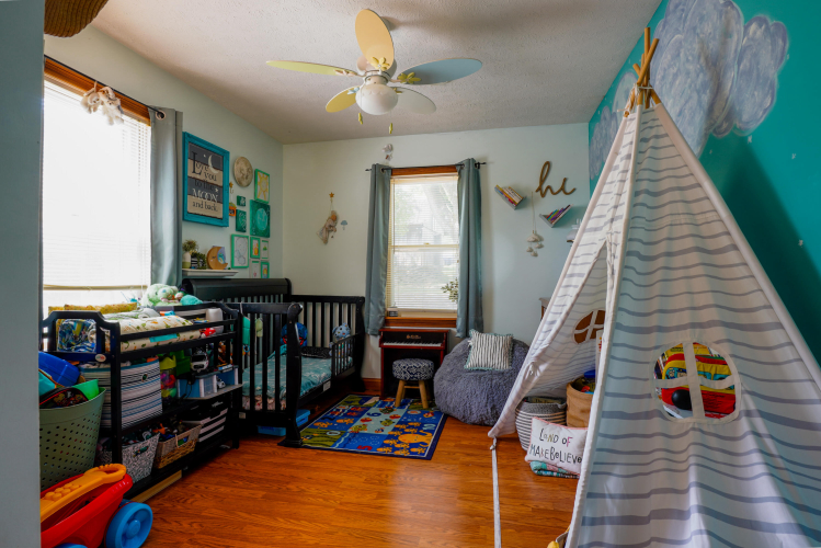 Listing Image 13