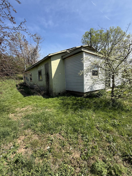Listing Image 2