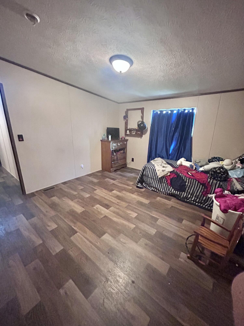Listing Image 43