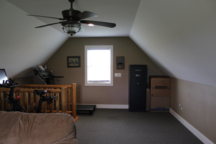 Listing Image 44