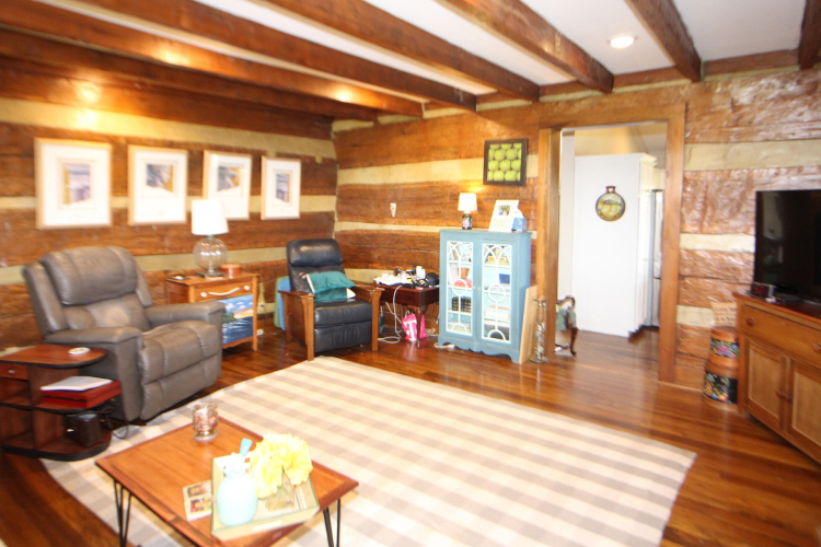 Listing Image 23