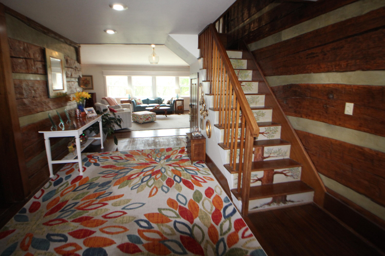 Listing Image 8