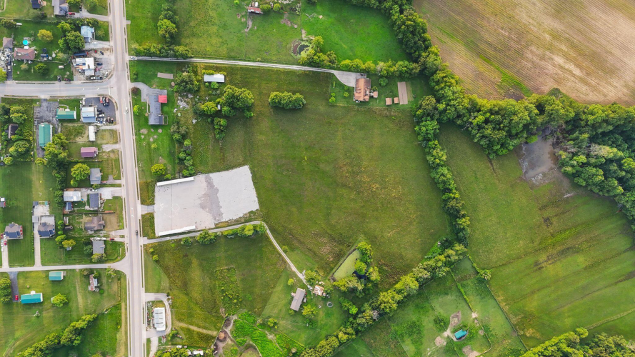 Listing Image 6