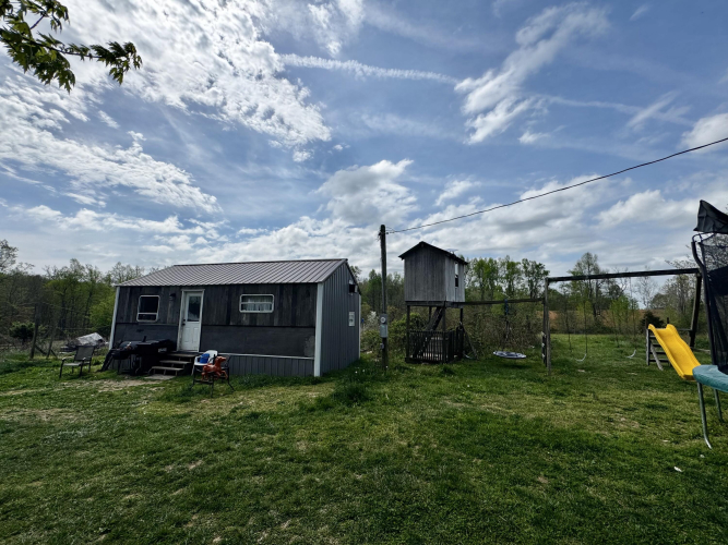 Listing Image 24